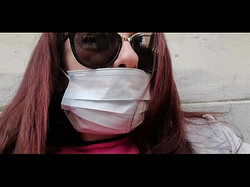 ❤️ Nicoletta membalas dendam terhadap jirannya dan kencing di garajnya (Kuarantin Itali Covid19 Khas) ❤️❌ Lucah Rusia pada ms.niceporn.ru
