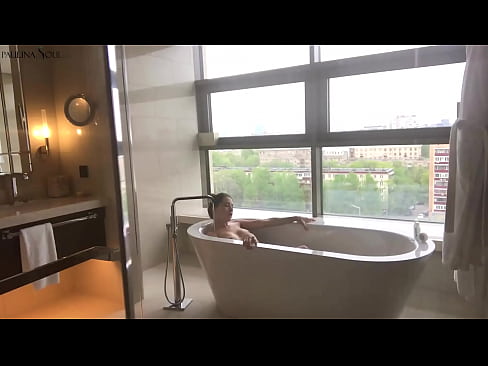 ❤️ Babe yang luar biasa ghairah jerking off dia di dalam bilik air ❤️❌ Lucah Rusia pada ms.niceporn.ru